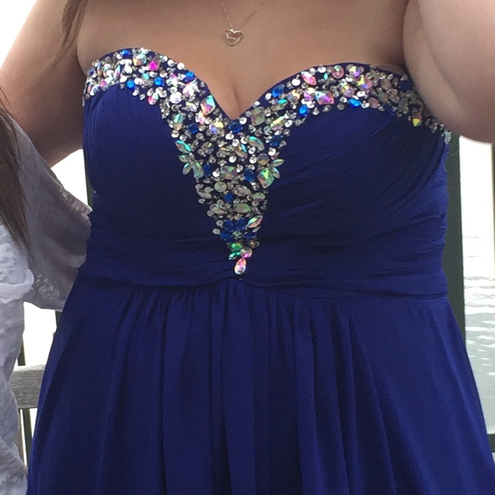 Prom Dress - Picture 3 of 4